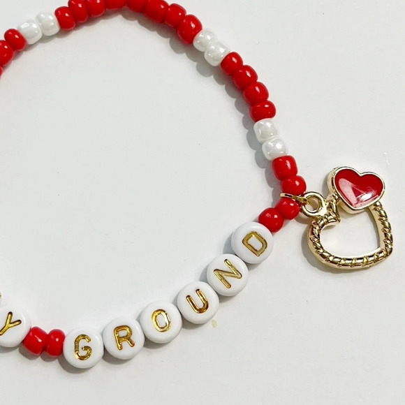 Taylor Swift Eras Tour Friendship Bracelet Holy Ground Red Heart Charm - Picture 2 of 2